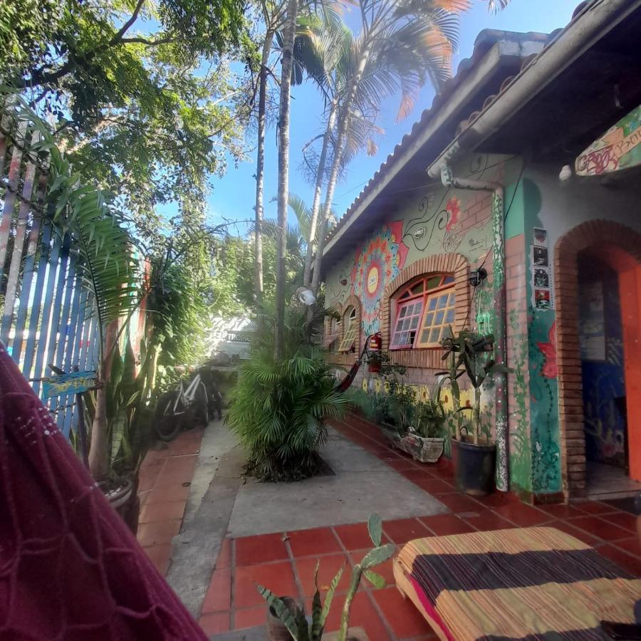 Hostel Tropico De Capricornio - Itagua Убатуба Экстерьер фото